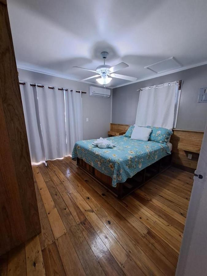 The Odyssey Resort Ютила Экстерьер фото